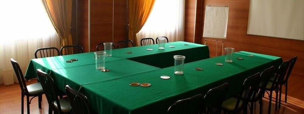 Hotel Atleti 37/50