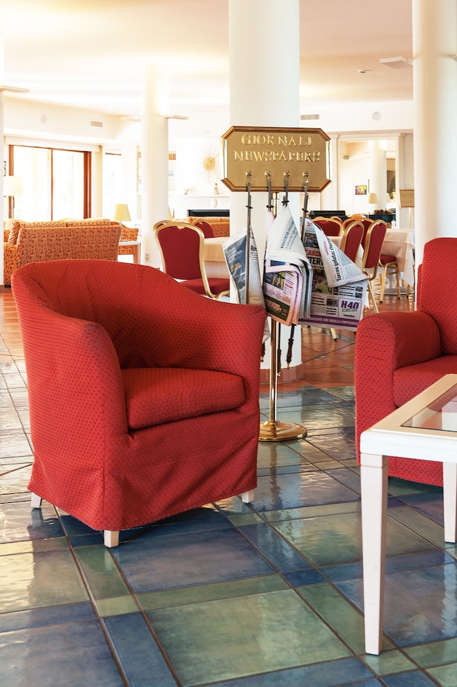 Hotel Santa Gilla 48/66