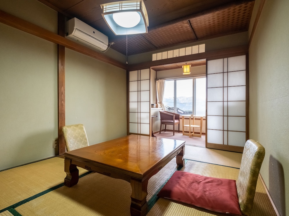 JAPANESE, TWIN BEDS, WITH VIEW