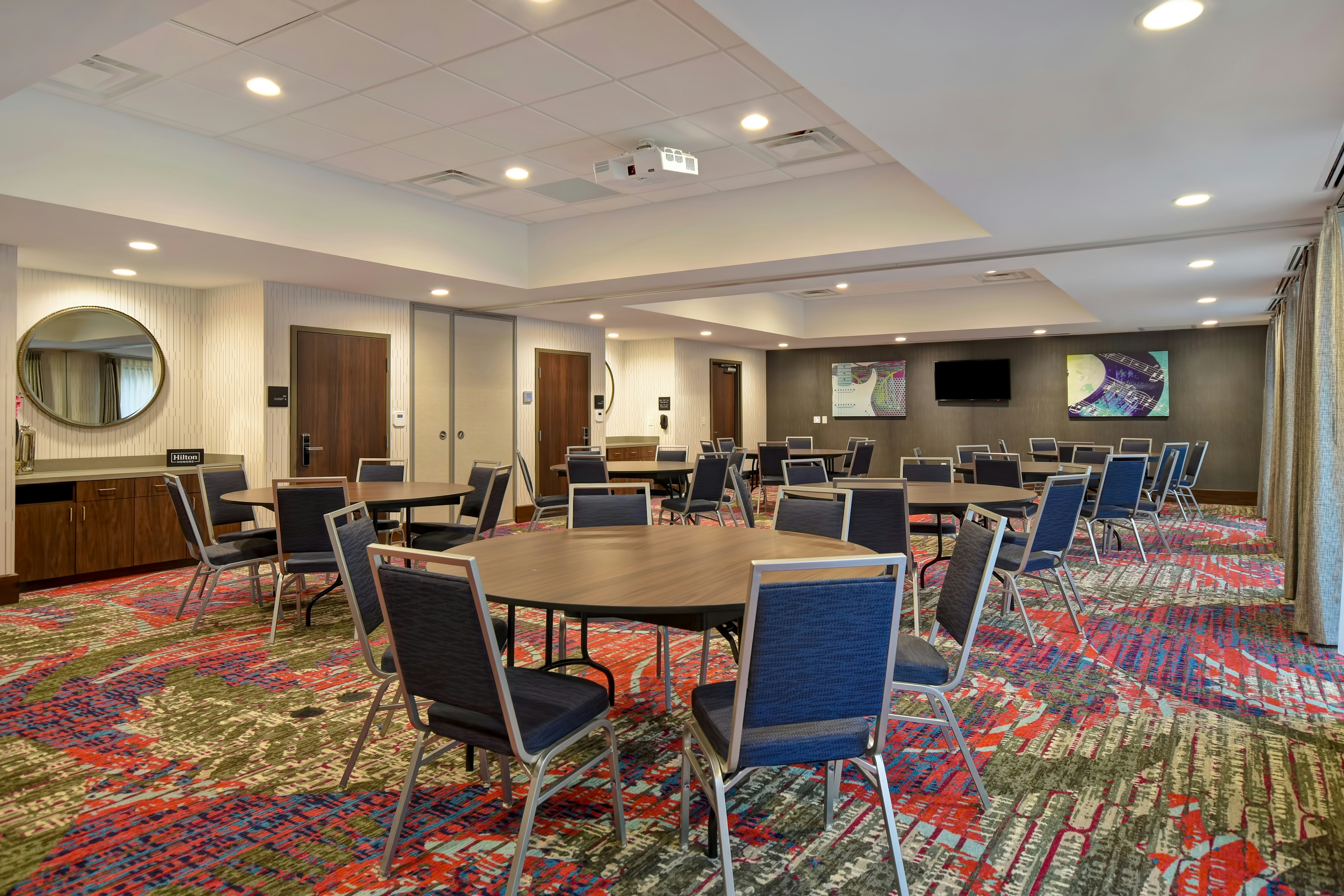Hampton Inn Pleasant View Tn 24/30