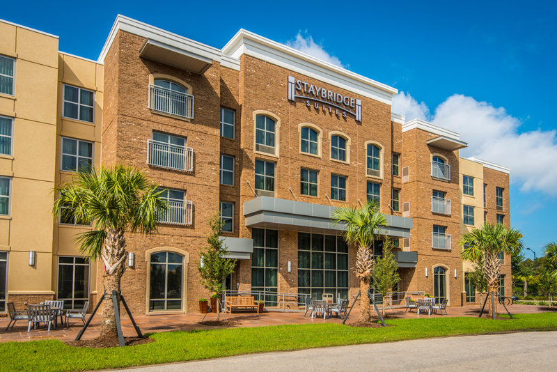 STAYBRIDGE SUITES CHARLESTON - MOUNT PLEASANT 8/60