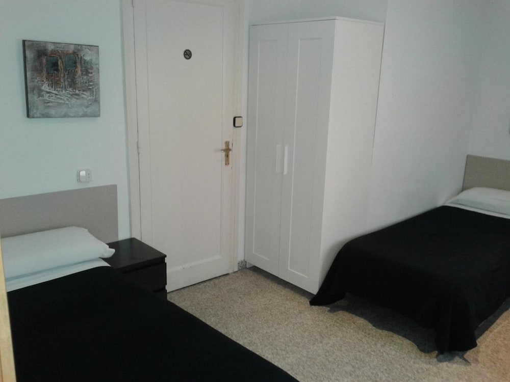 Hostal Ruta de Francia 34/50