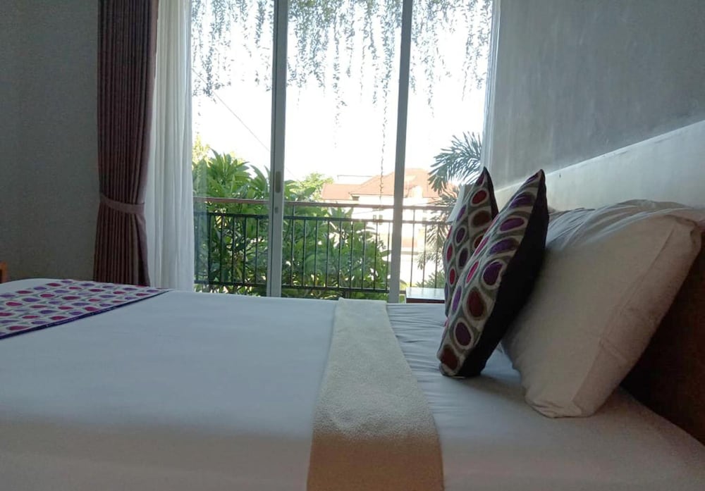 Hotel Mandari 34/65