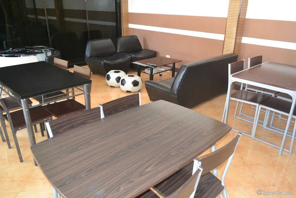 Antonio's Apartelle & Suites 46/66