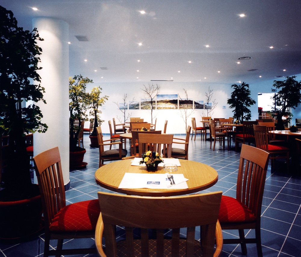 Hotel Express Aosta East 27/49