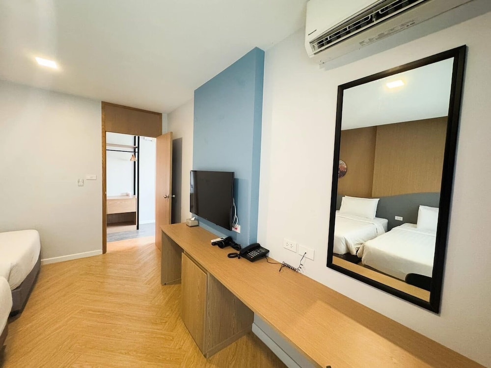 Rico Hotel Ratchadapisek 32 27/43