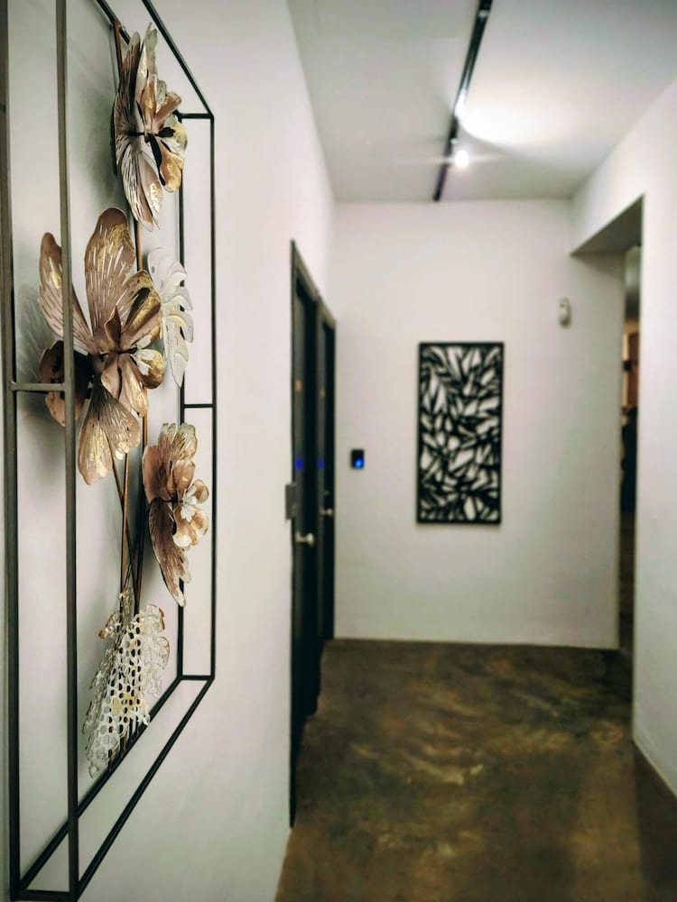 Boutique X Pueblo Benalmadena 6/47