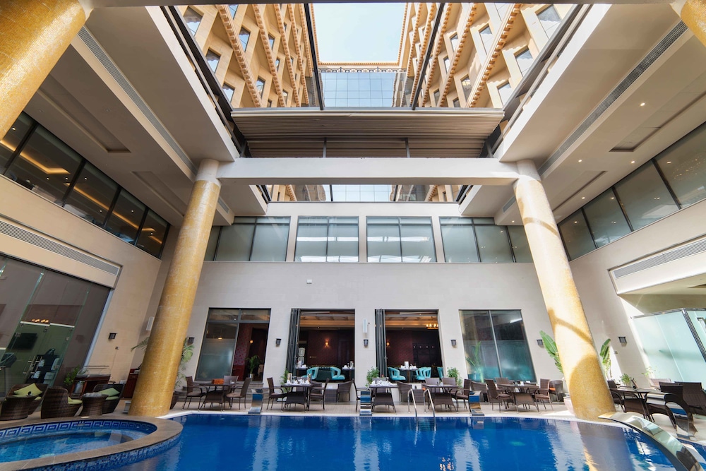 فندق ورويك الخبر(Warwick Al Khobar Hotel) 36/75