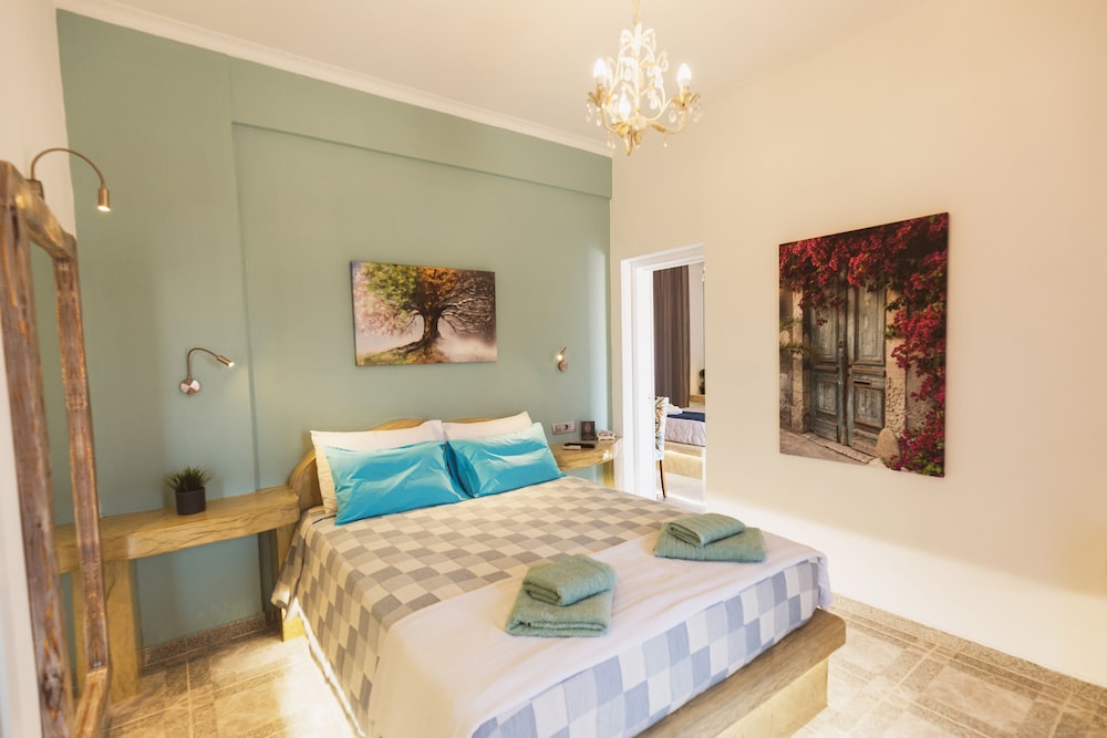 VILLA MICHALIS 28/59