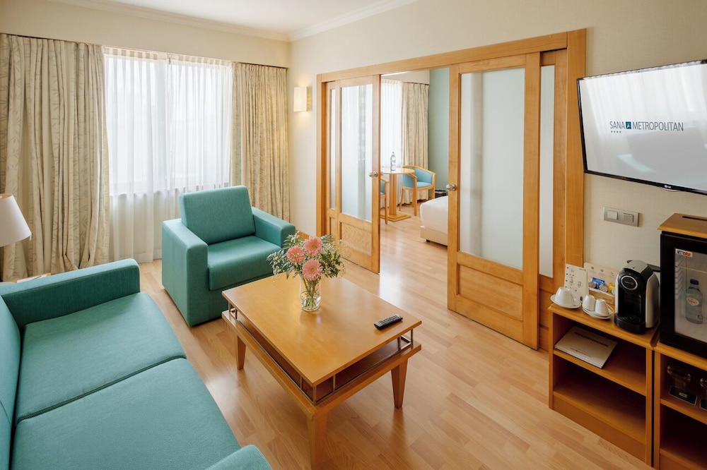SANA METROPOLITAN HOTEL 38/65