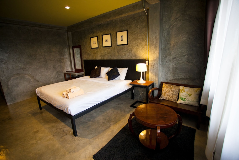 Afterglow Hostel 27/50