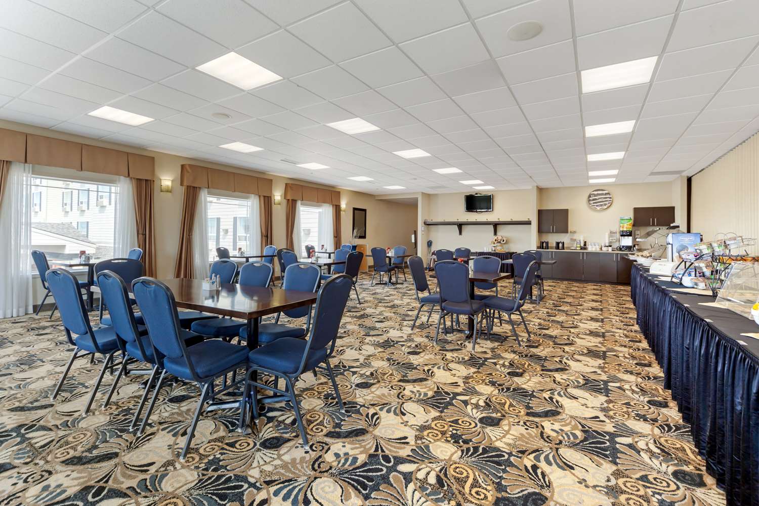 Best Western Grande Prairie Hotel and Suites 22/25