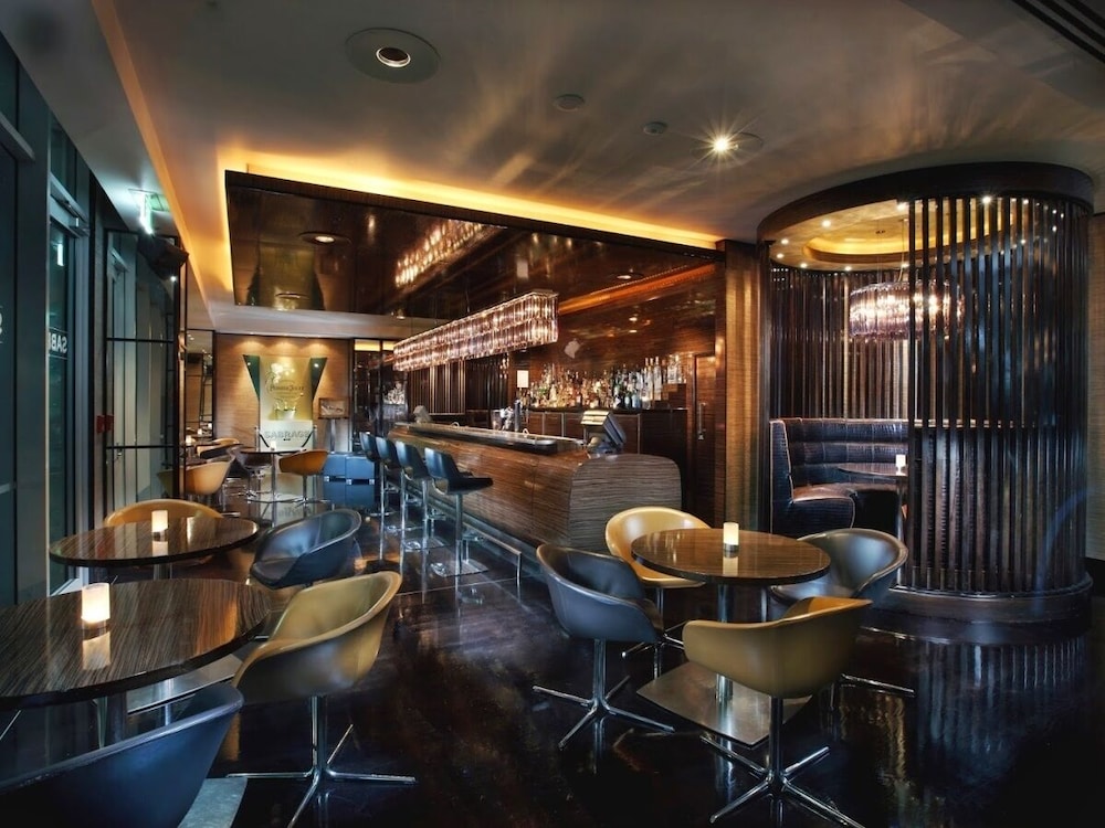 Sofitel Auckland Viaduct Harbour 71/79