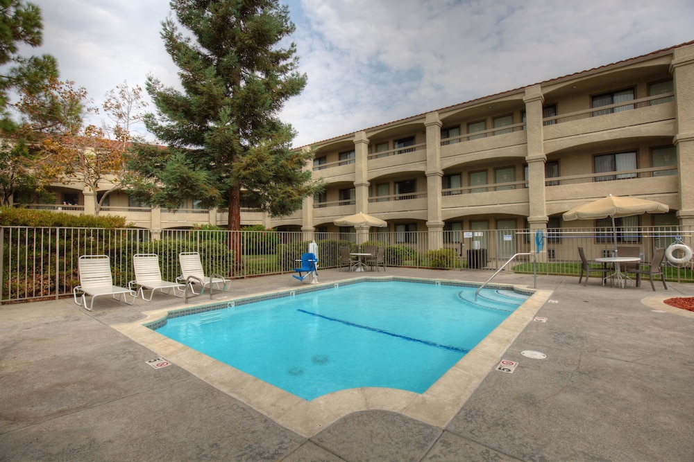Good Nite Inn Fremont 3/30