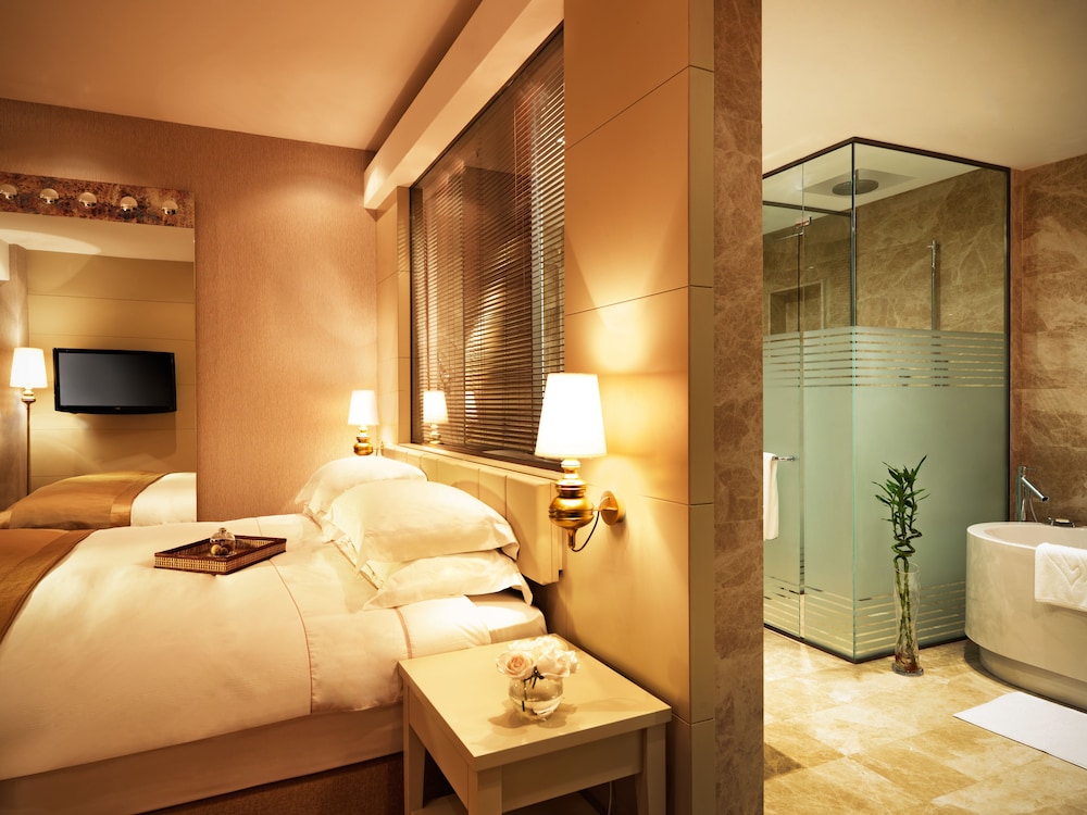 Bilgah Beach Hotel 16/75