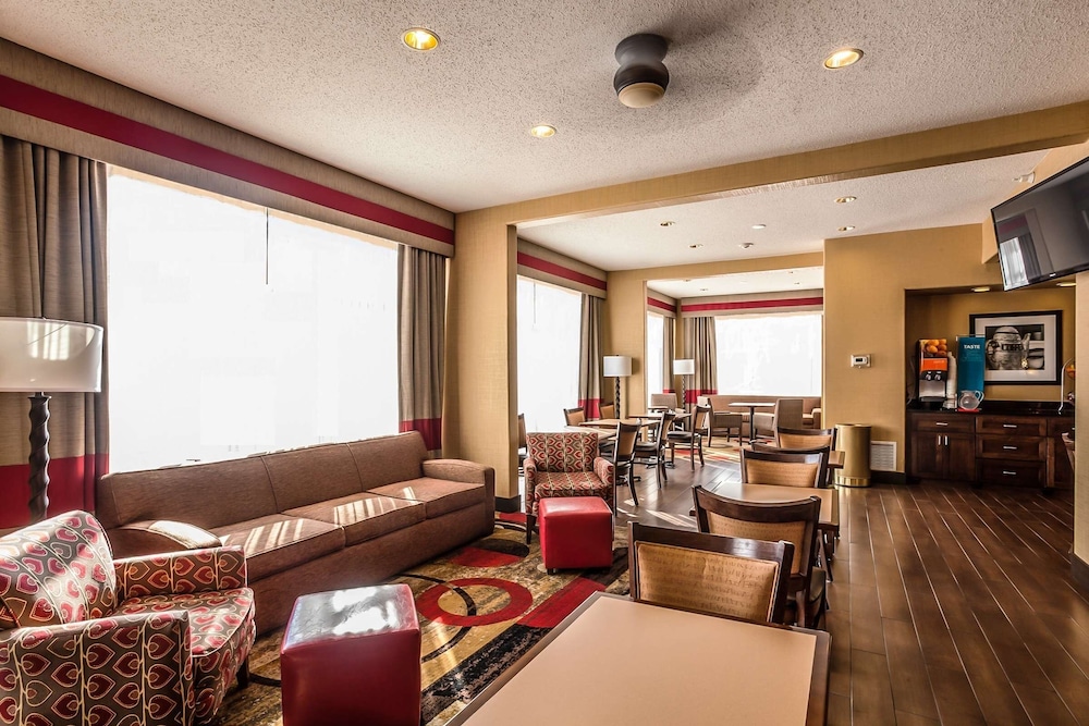 Hampton Inn Castle Rock 42/58