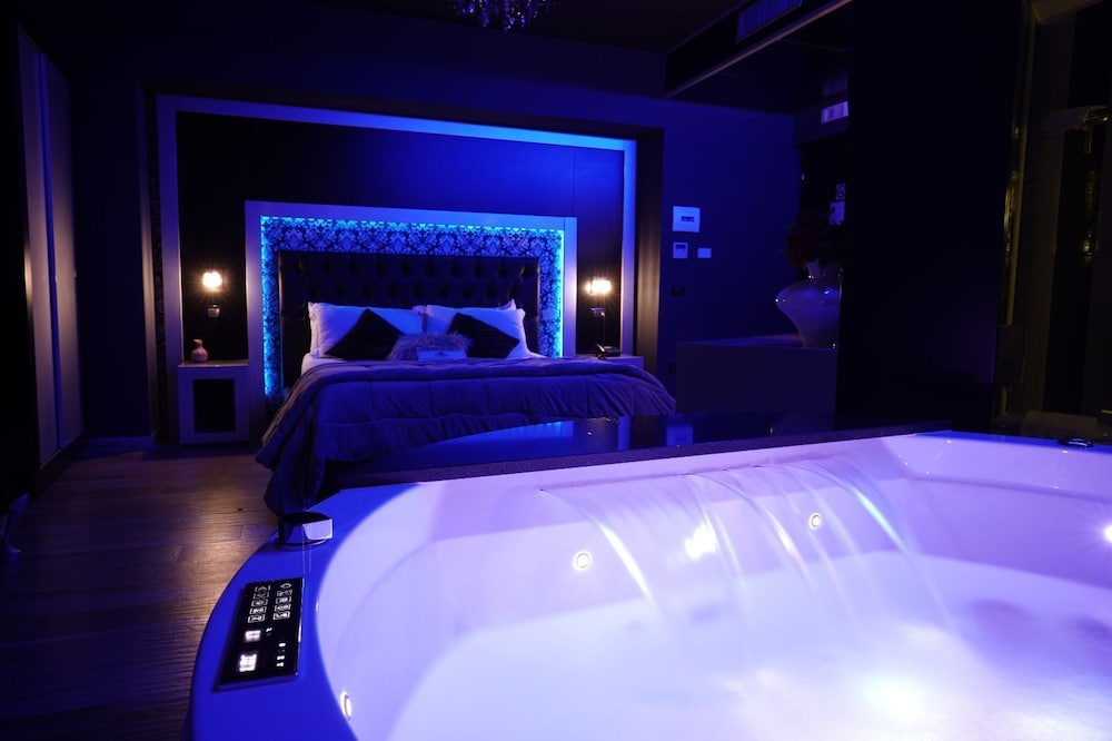 Hotel Angioino Spa 13/36