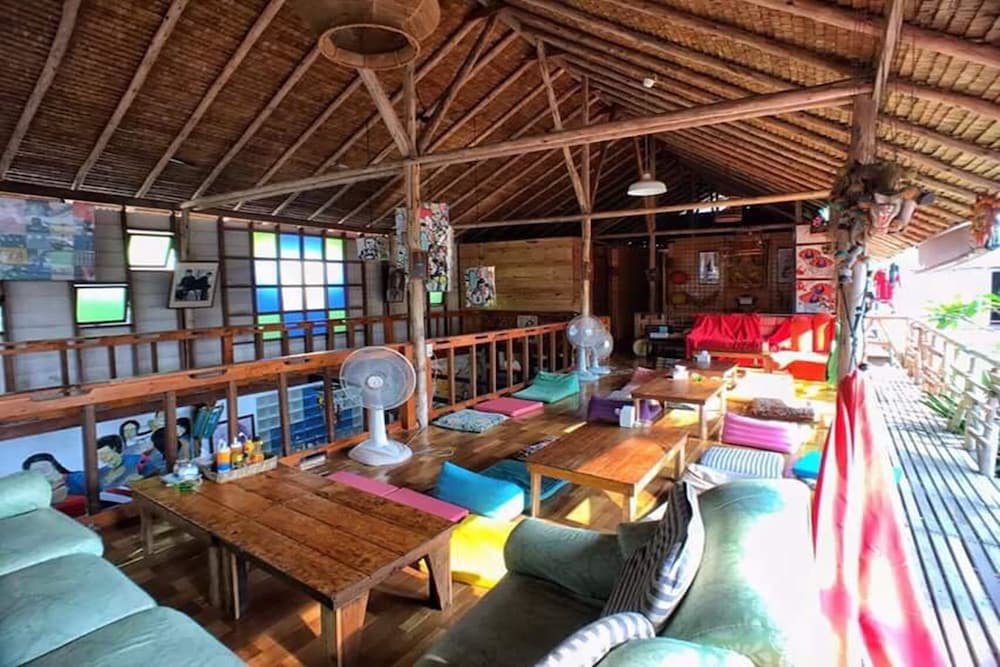 Cafe Del Sunshine - Hostel 22/32