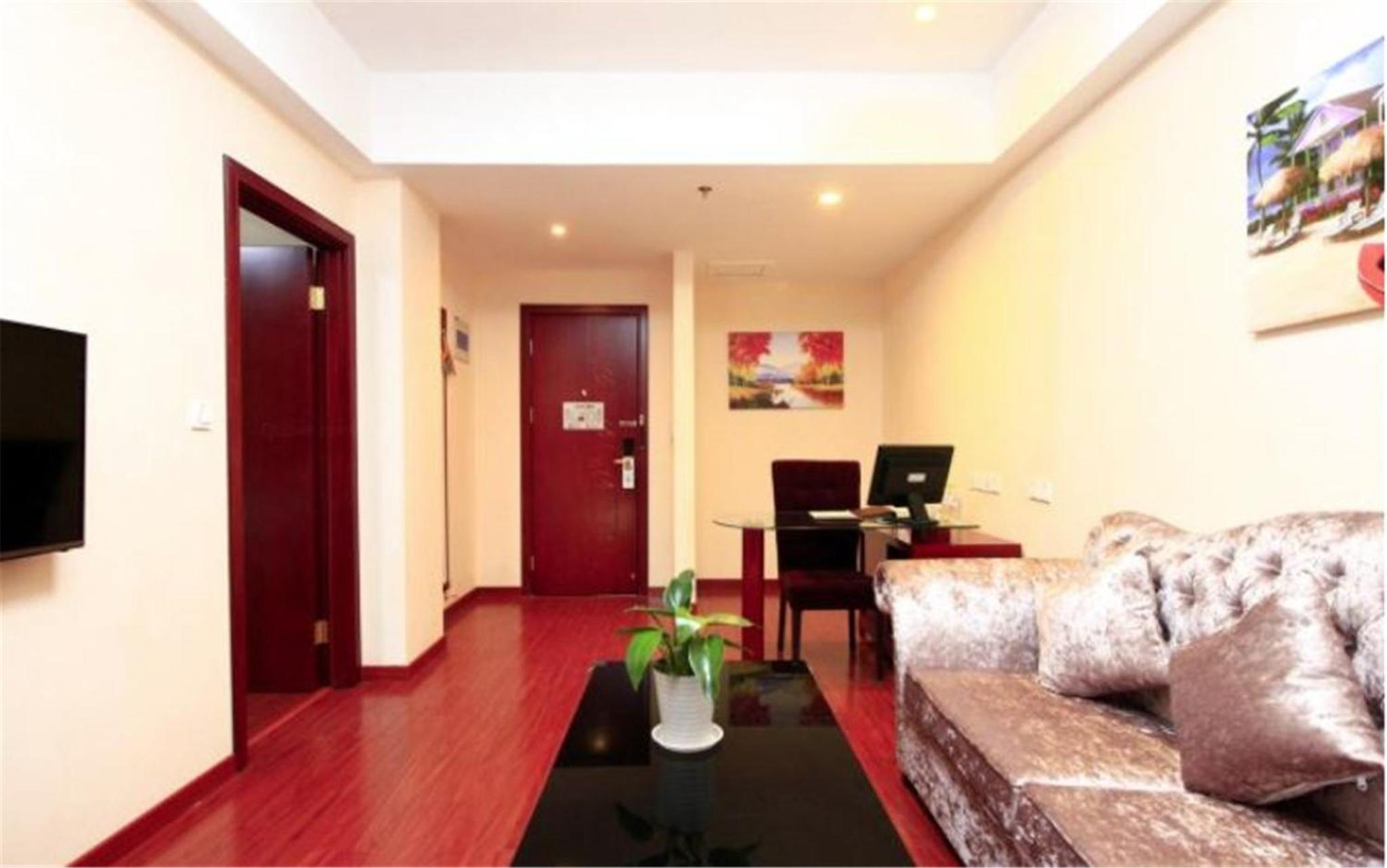 GreenTree Inn ShanDong RiZhao JuXian YinXing Avenue Middle ShanDong Road Business Hotel 45/67
