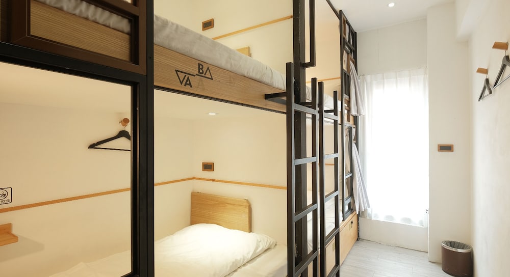 JOURNEY HOSTEL 21/68