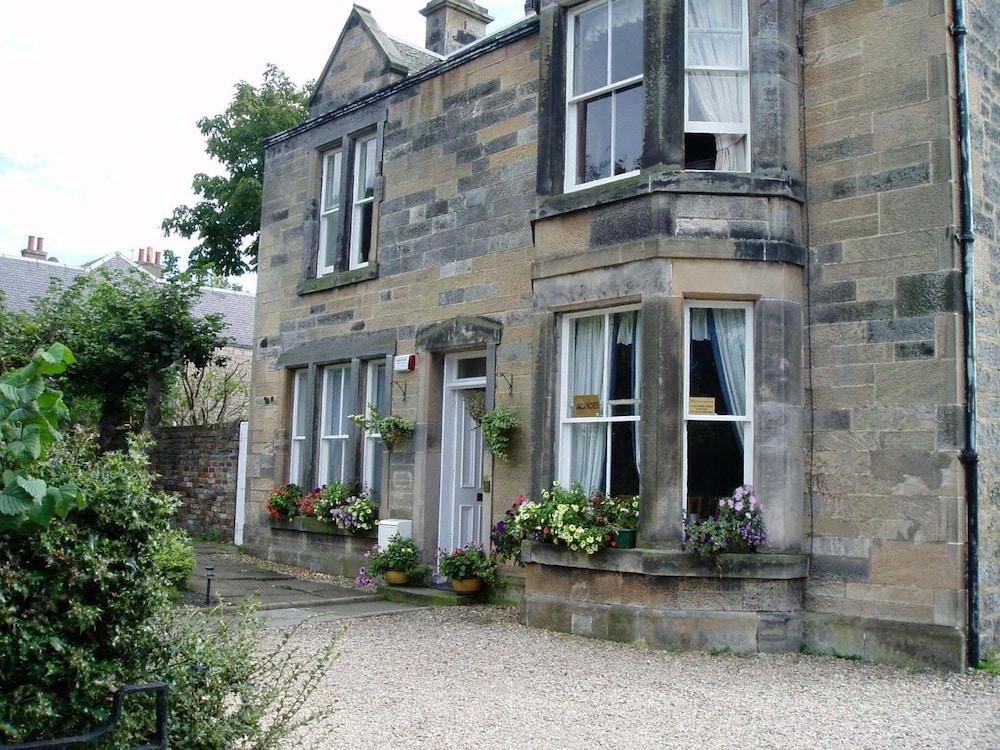 Aynetree Guest House 1/50