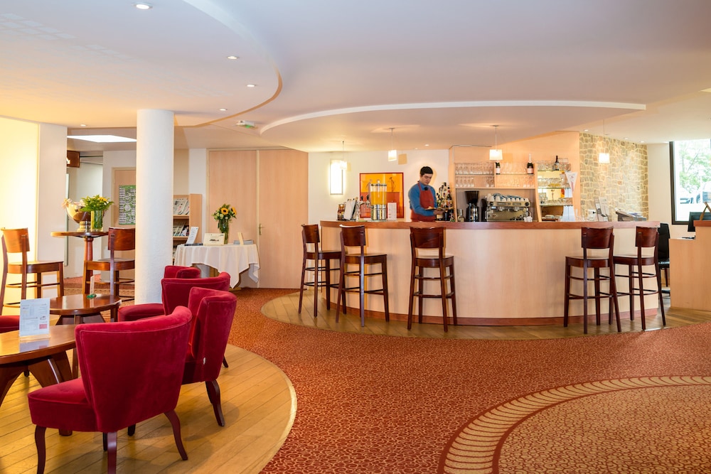 Brit Hotel Rennes Cesson - Le Floreal 6/66