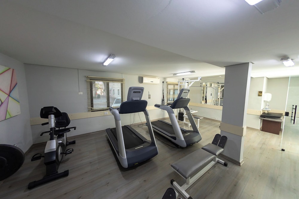 CLASS HOTEL GUAXUPE 25/50