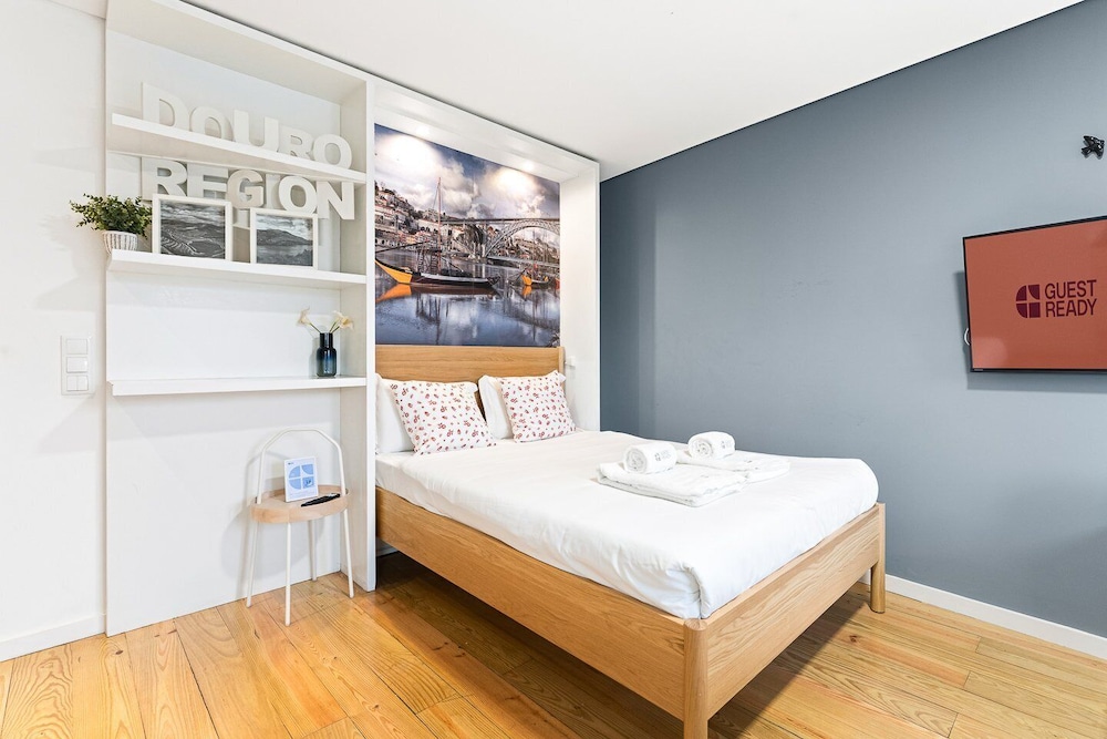 Old City Design Apartments 21/46