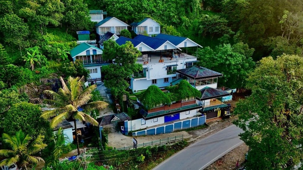 BELLA VISTA RESORT 39/48