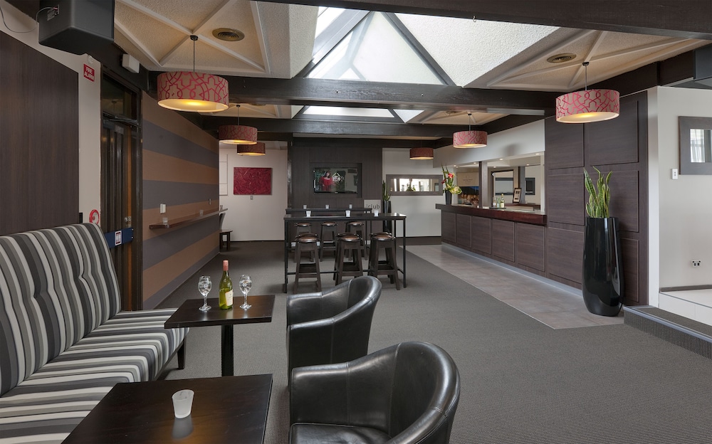 The Riccarton 28/50