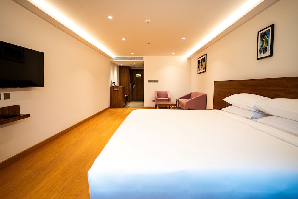 Lilac Hotel, Guruvayur 19/49