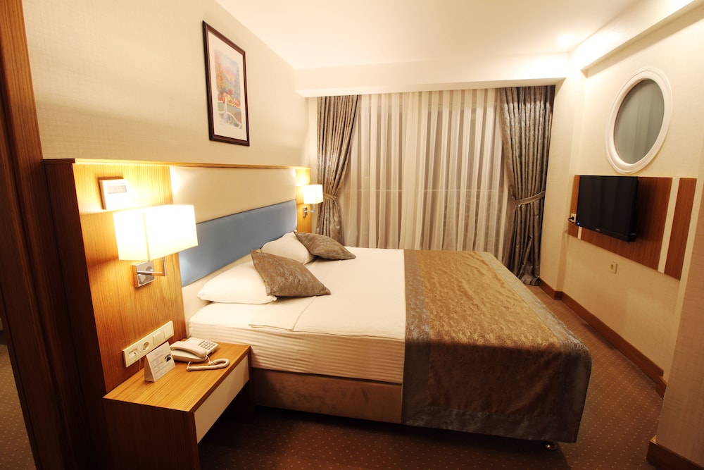 غرفة بسرير مزدوج بإطلالة على البحر، Marpessa Blue Beach Hotel 5/6