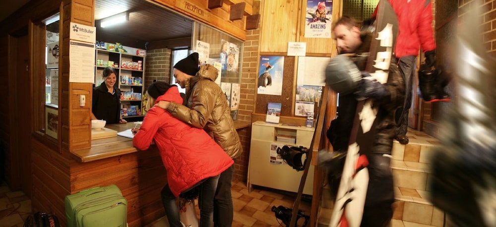 ALPINE RETREAT MT BULLER 7/50