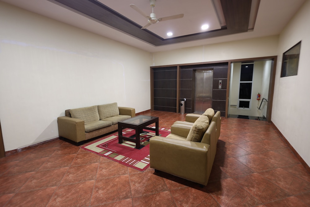 Abirami Residency 28/42