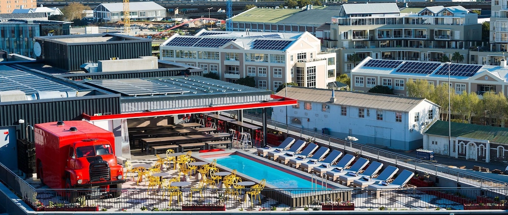 Radisson RED Cape Town V&A Waterfront 40/49
