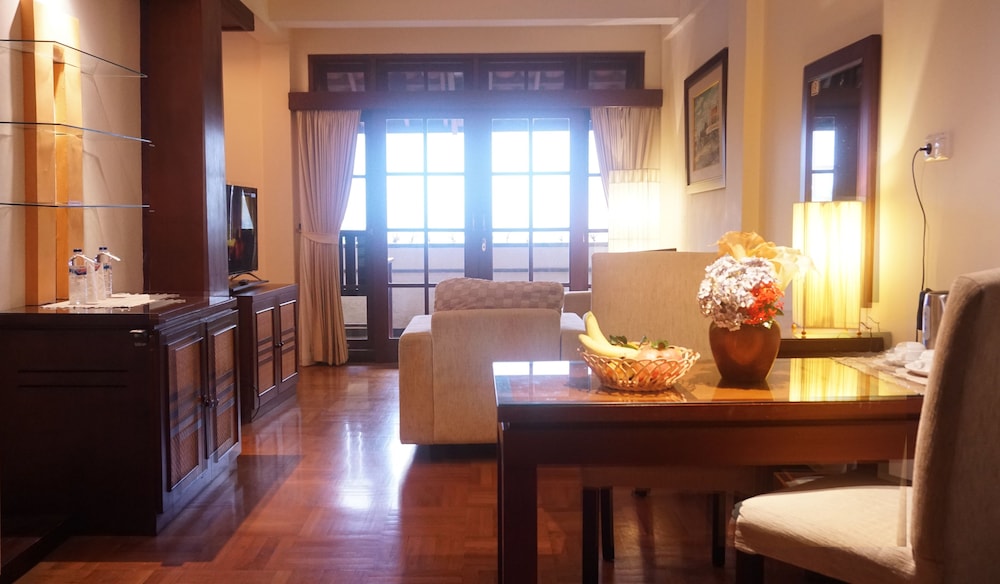 Pines Garden Resort 29/46