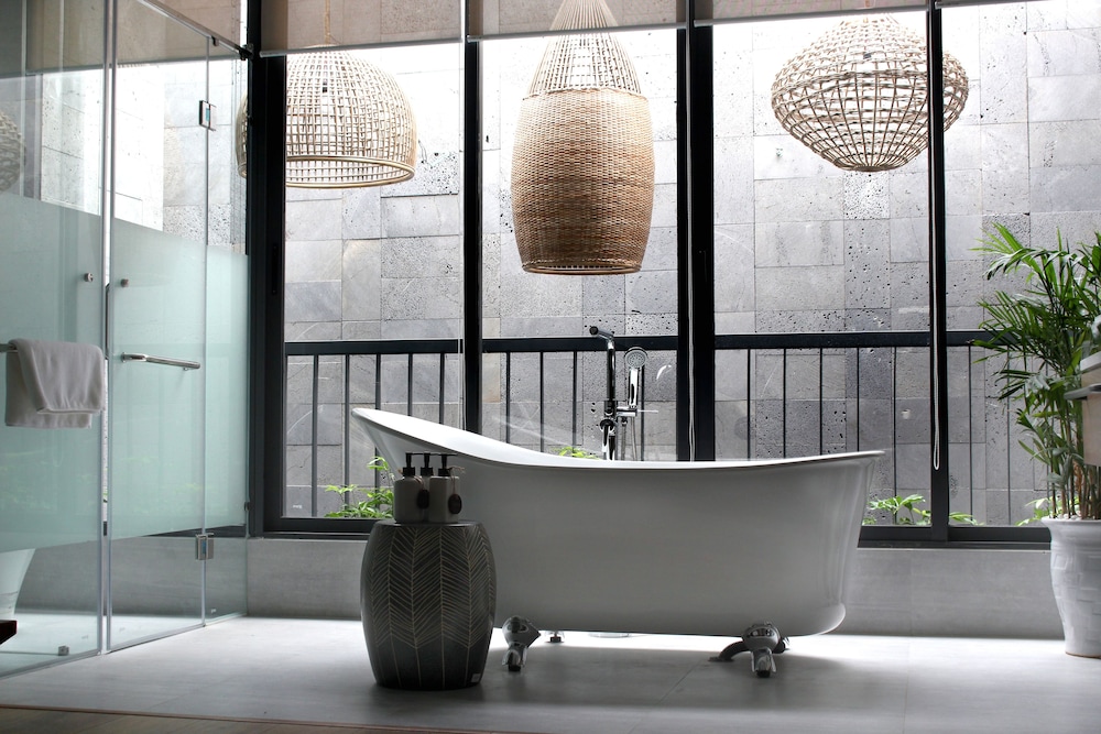Moclan Boutique Hotel 49/52