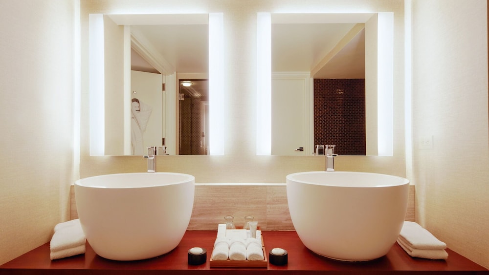 NOBU Las Vegas - A Caesars Rewards Destination 41/70