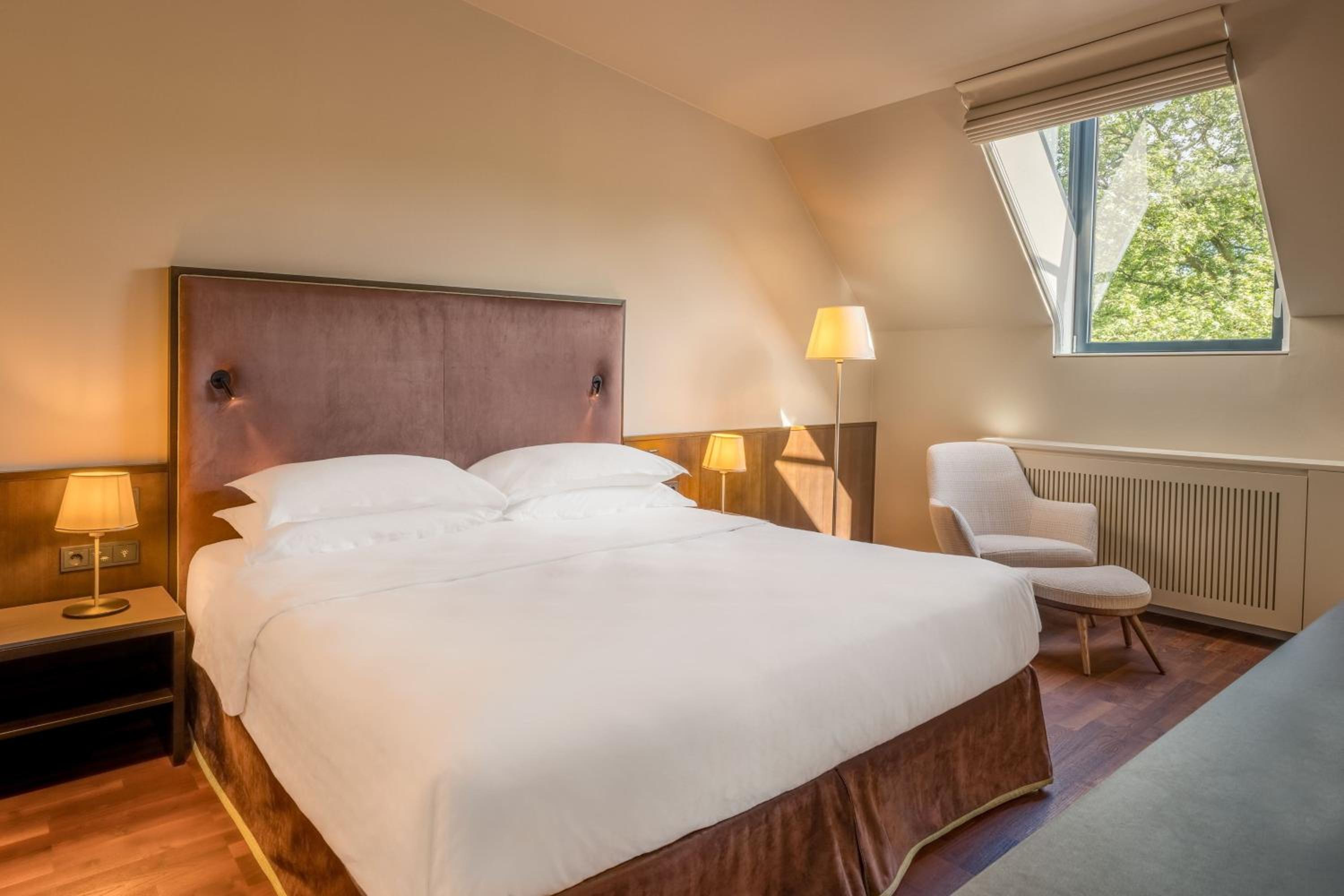 Sky, Suite, Garden View, Lounge Access