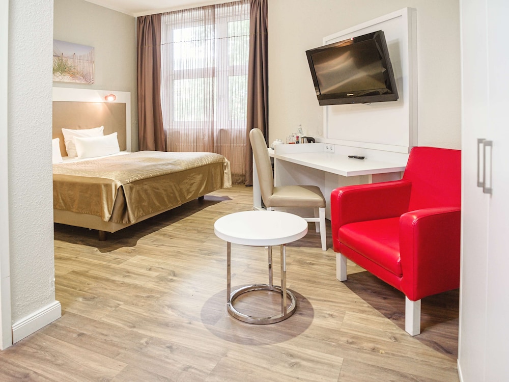 Hotel Domicil Hamburg By Golden Tulip Formerly Nordic Domicil 22/33