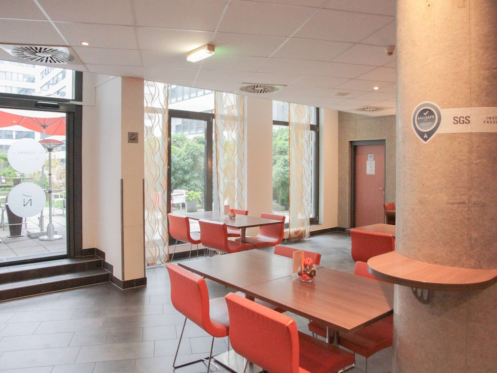 Novotel Suites Wien City Donau 61/72