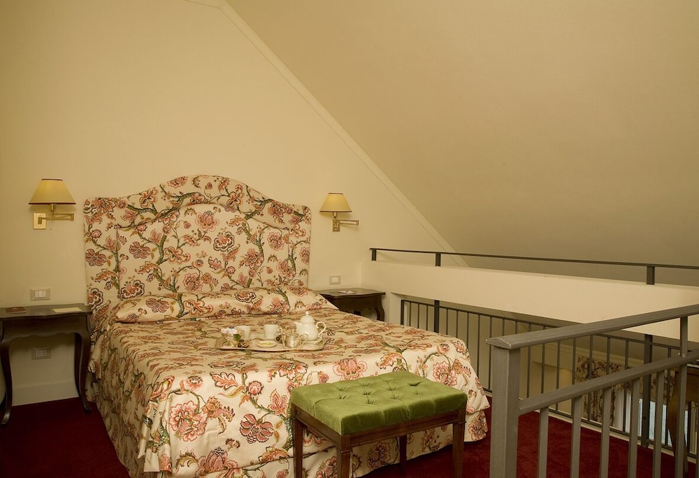 Grand Hotel Majestic 26/83