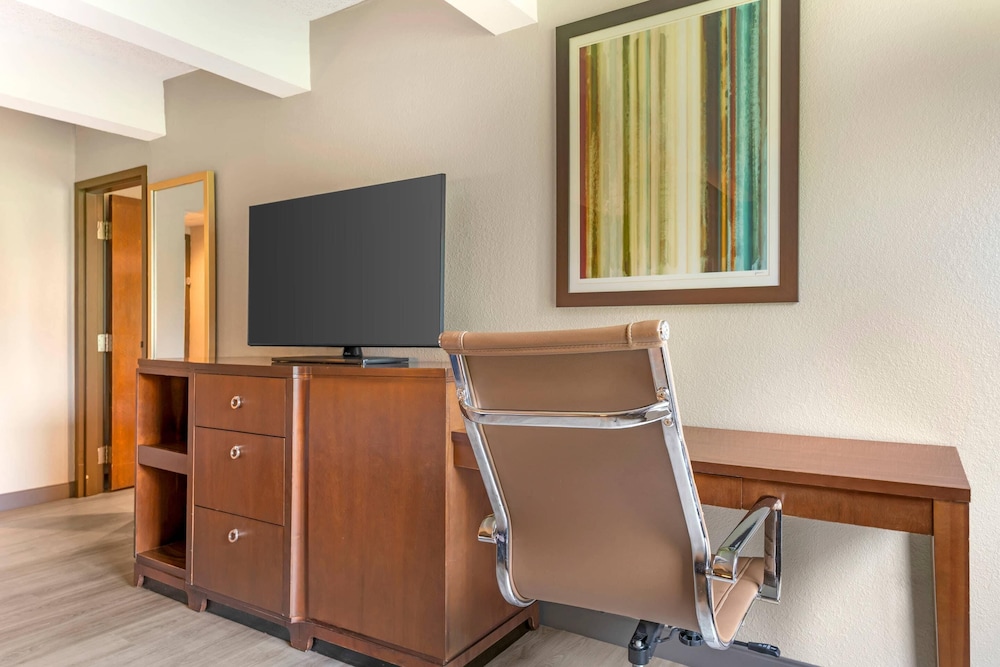 Fairway Inn and Suites Mishicot - Wi 39/50