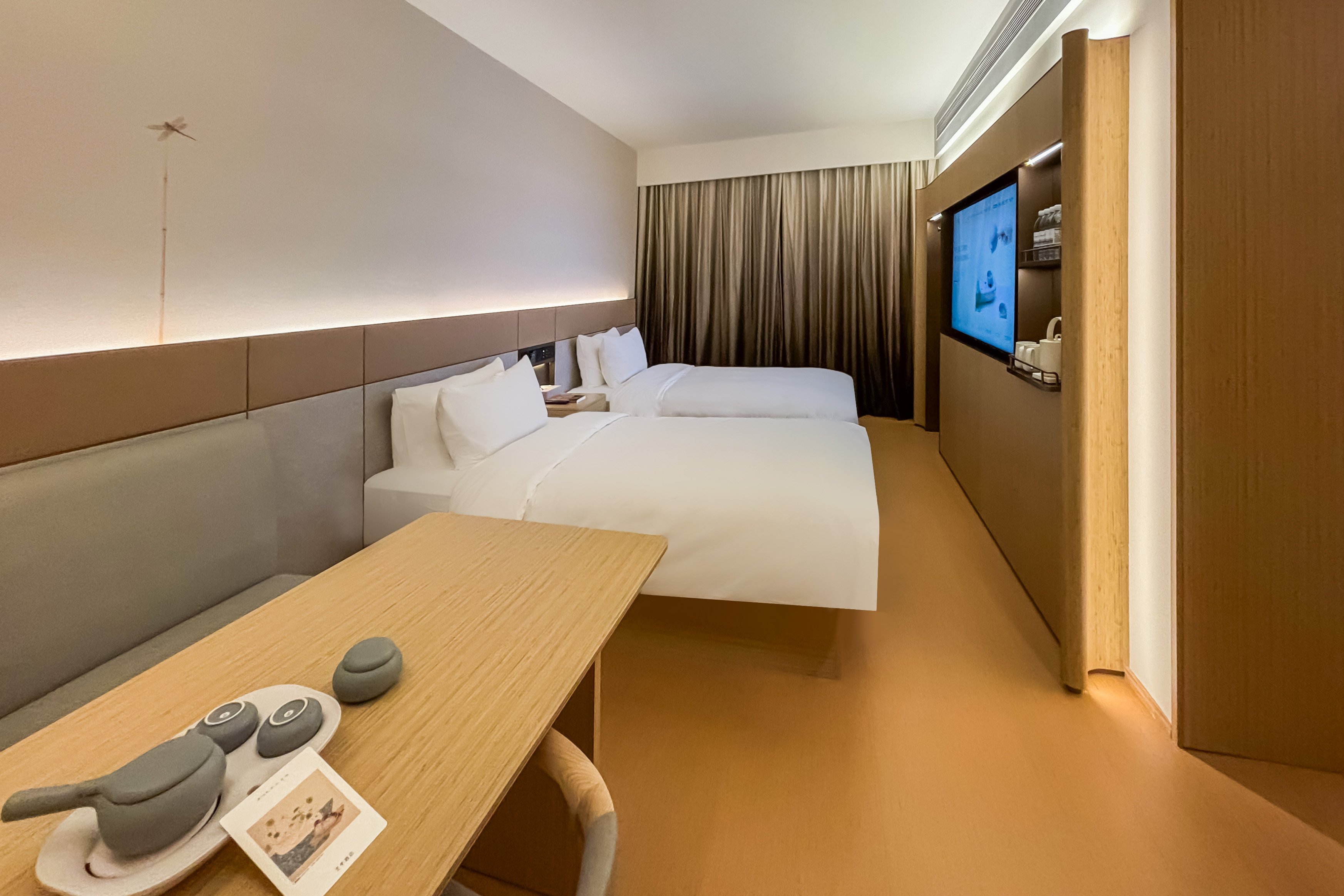 JI Hotel Shanghai Zhaojiabang 16/32