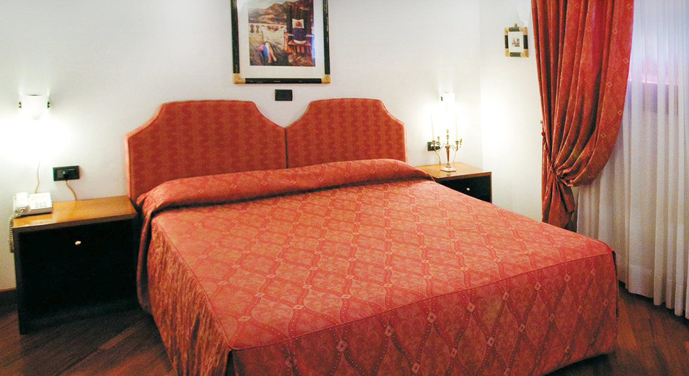 Alla Rocca Hotel 8/26