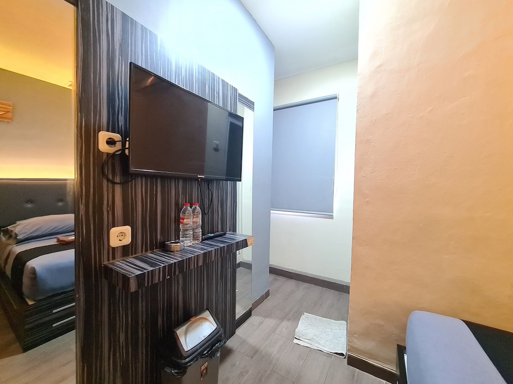 Infiniti Hotel 22/25