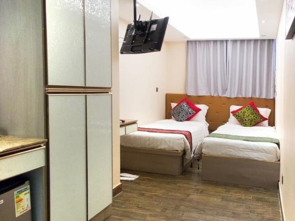 Metroplace Boutique Hotel 12/48