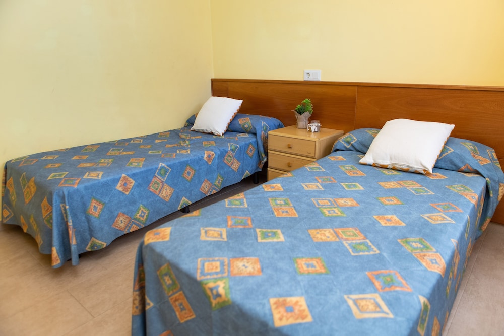1 Bedroom, Hasta, Apartment, Twin Beds, Sofa