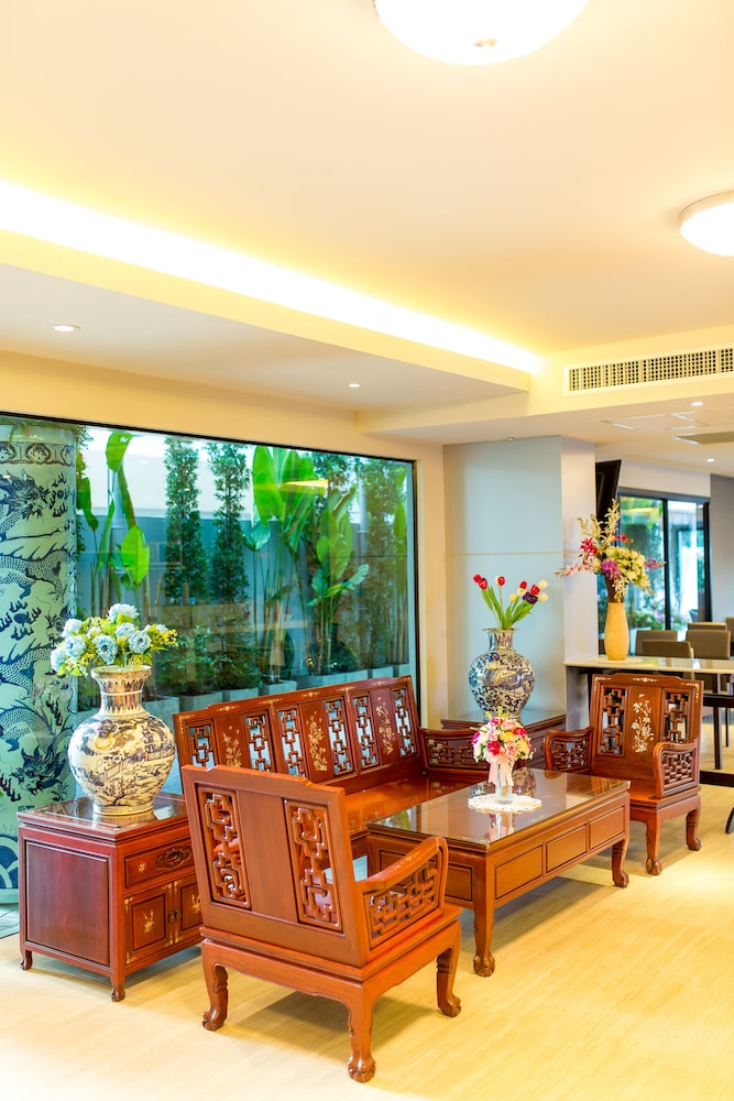Rung Aroon Hotel By Le Siri 5/50