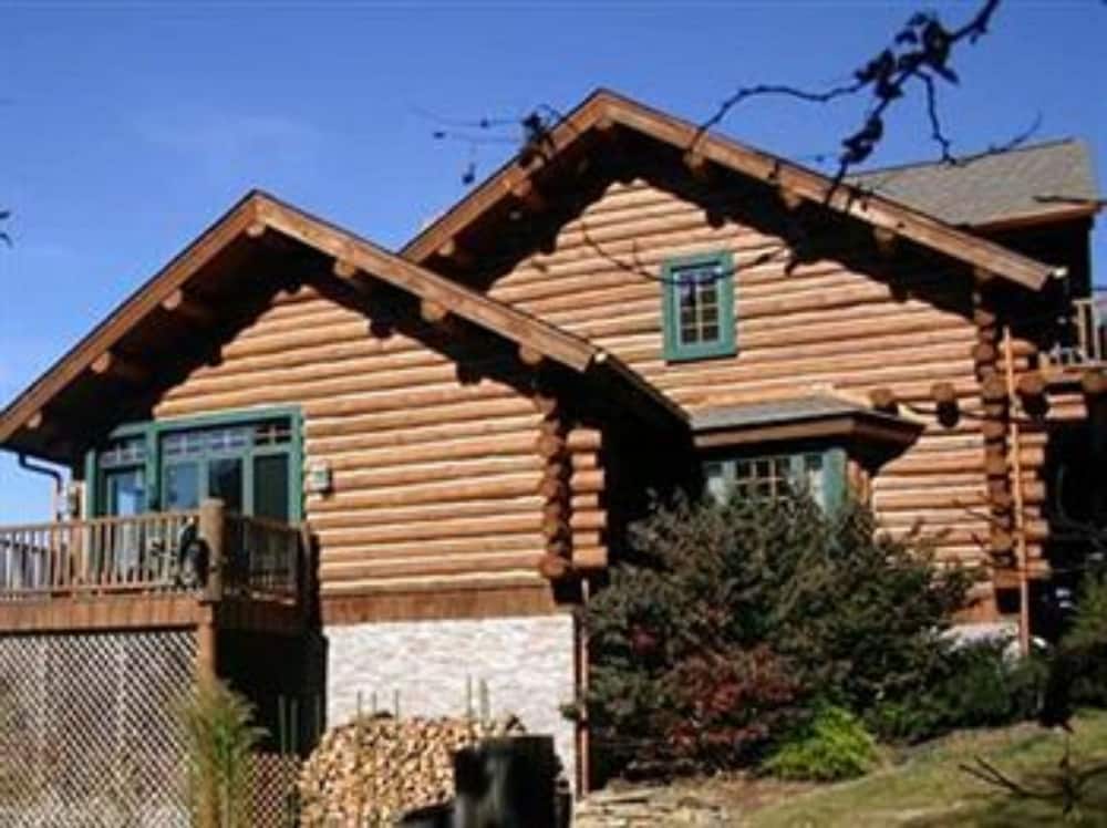 Wildberry Lodge Bed &amp; Breakfast 1/50